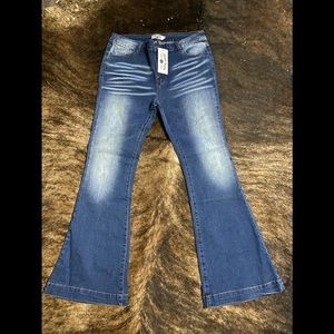 Crazy Train Jeanie In A Bottle Trouser flare jean. NWT    Size 11/30